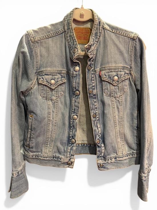 Levi's VINTAGE Easy Rider Light Blue Wash Denim Jacket with moto collar - Picture 5 of 7